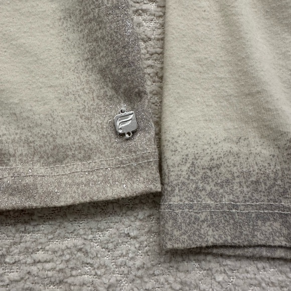 Fabletics Women’s Long Sleeve T-Shirt Beige Size Large - Picture 2 of 6